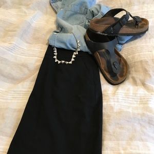 Banana Republic black knee length skirt size 4P